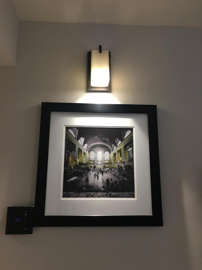 La Quinta By Wyndham Time Square South Hotel New York Bagian luar foto