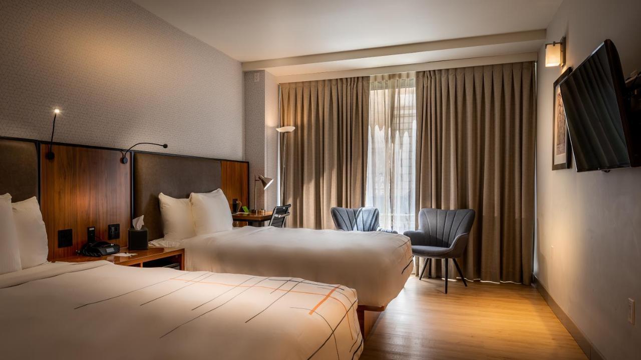 La Quinta By Wyndham Time Square South Hotel New York Bagian luar foto